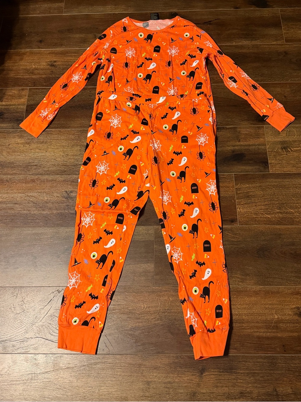 Target Women Orange Halloween Two- Piece Pajamas Size XL